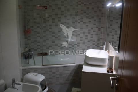 Apartamento t3 santa marta do pinhal
