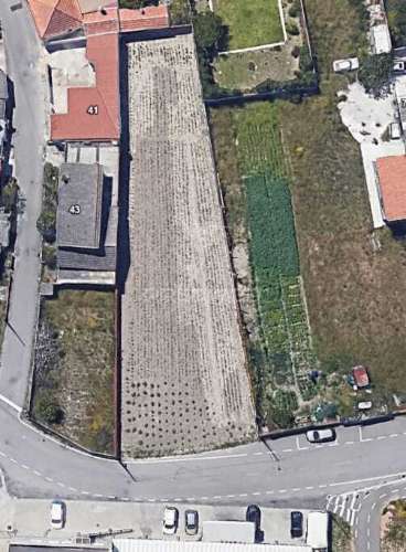 Terreno com excelente localização entre a gafanha da nazaré e a praia
