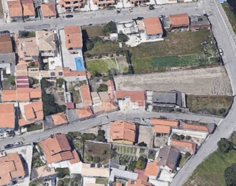 Terreno com excelente localização entre a gafanha da nazaré e a praia