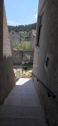 Moradia t3, garagem, sotão, 765m2 terreno. almalagues