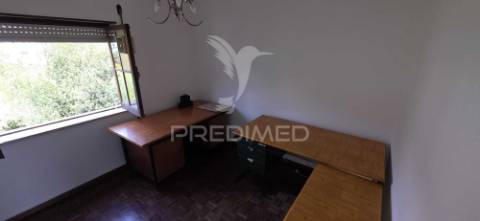 Moradia t3, garagem, sotão, 765m2 terreno. almalagues