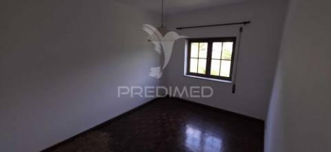Moradia t3, garagem, sotão, 765m2 terreno. almalagues