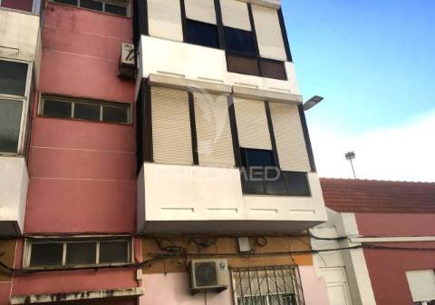 T1 + 1 baixa da banheira