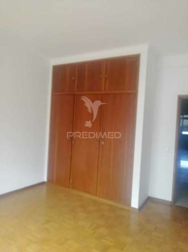 Apartamento t3 com vista deslumbrante para o rio douro