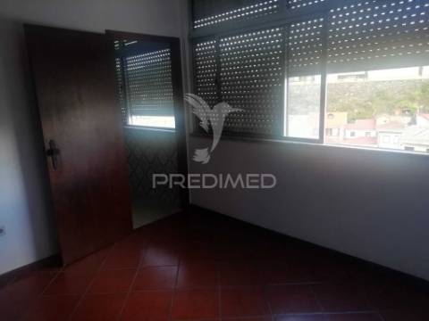 Apartamento t3 com vista deslumbrante para o rio douro