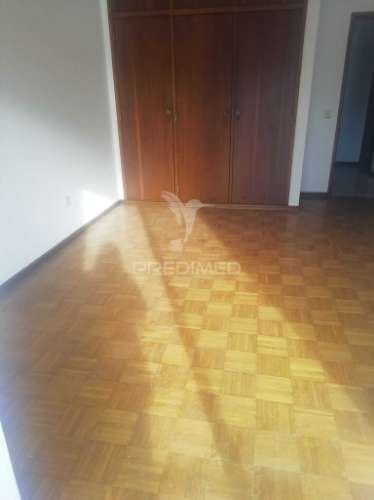 Apartamento t3 com vista deslumbrante para o rio douro