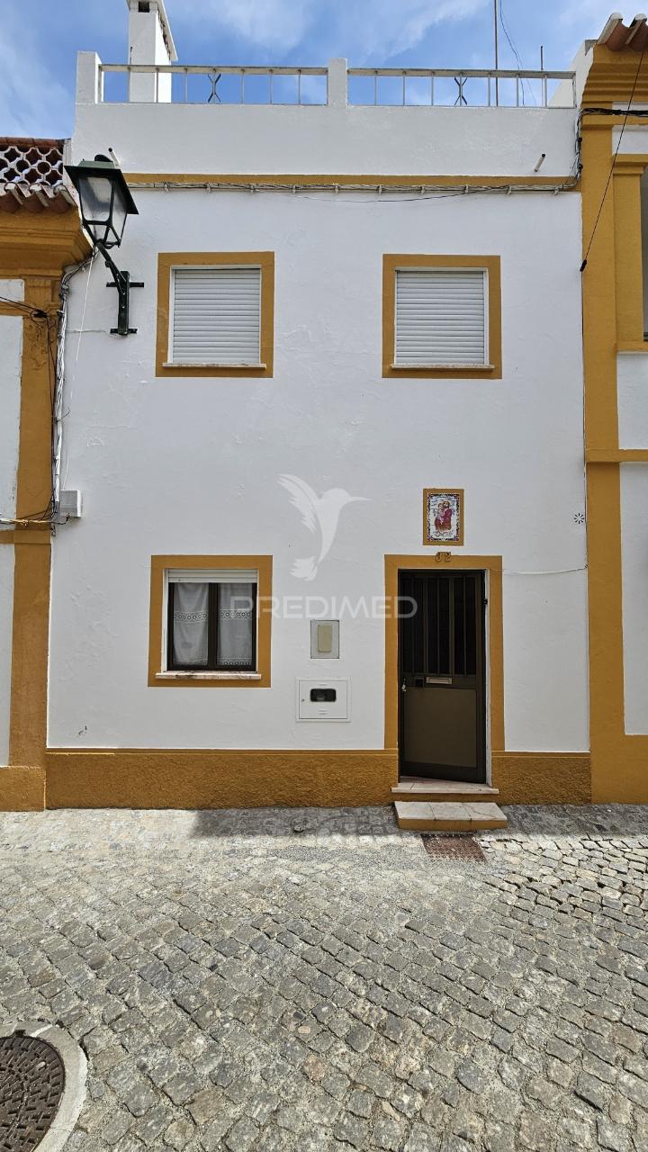 ✨️ moradia t2+1 no centro de alter do chão ✨️