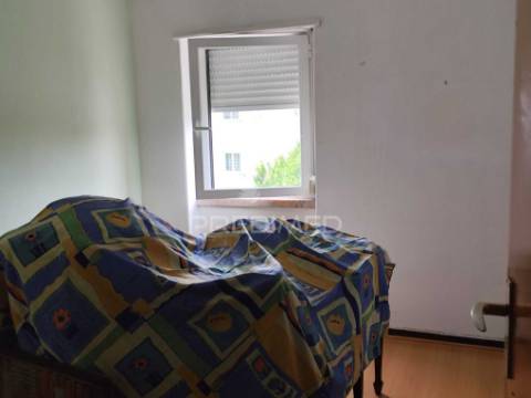 T3 em linda a velha / agés