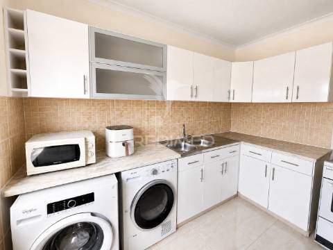 Apartamento t2 tapada das mercês | sintra | elevador | varanda | vista palácio da pena