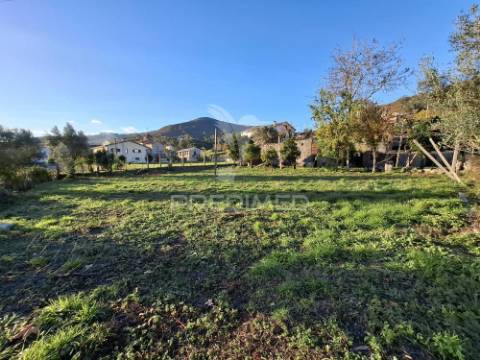 Moradia em pedra p/ restauro em valdreu, vila verde