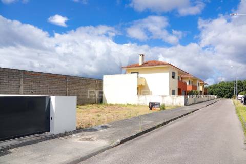 Lote para construção de moradia em abrantes.
