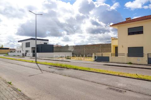 Lote para construção de moradia em abrantes.
