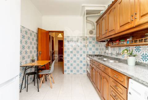 Apartamento t2 c/  varandas  - forte da casa - vila franca de xira