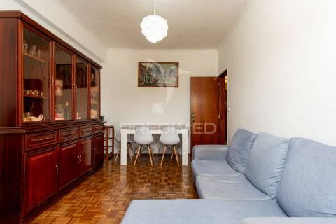 Apartamento t2 c/  varandas  - forte da casa - vila franca de xira