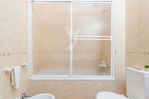 Apartamento t2 c/  varandas  - forte da casa - vila franca de xira