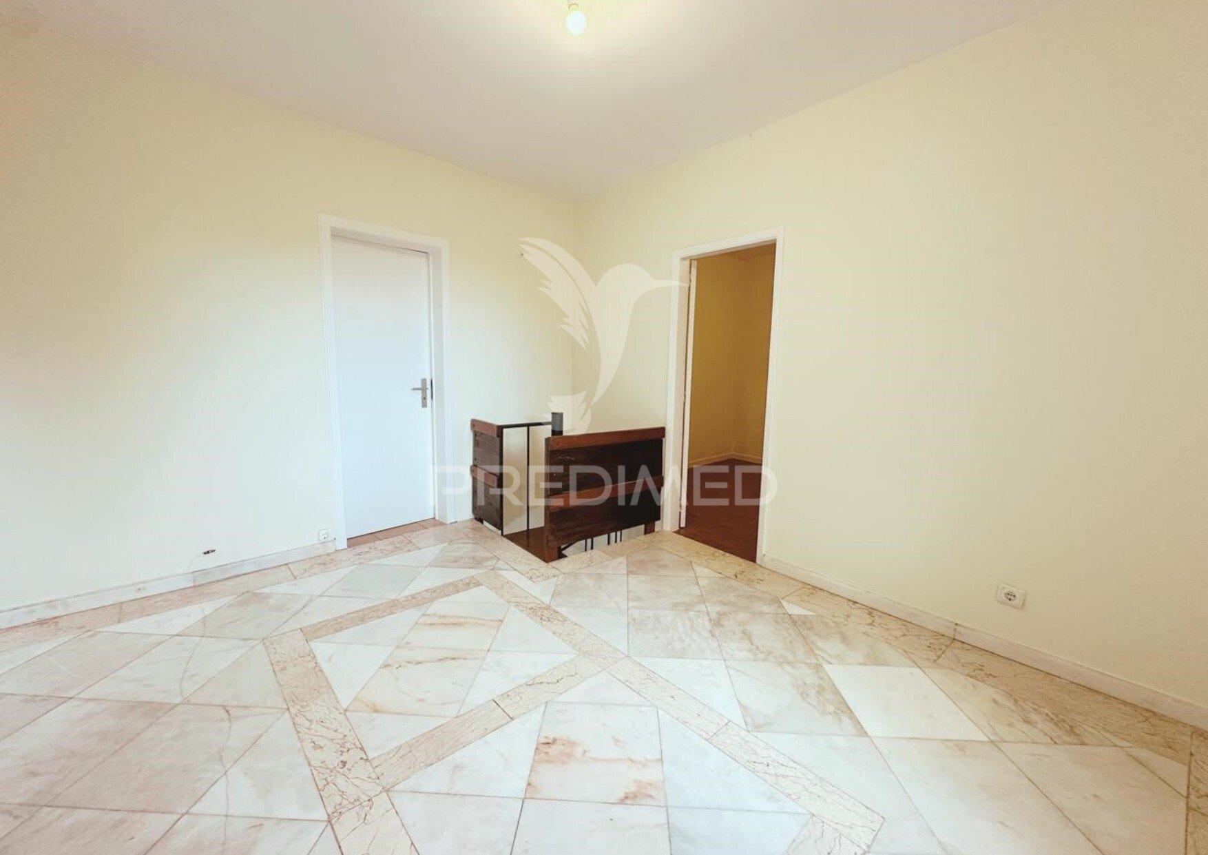 Moradia t2 renovada com logradouro – monte, funchal