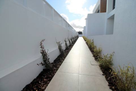 MORADIA T4 NOVA em LOURES