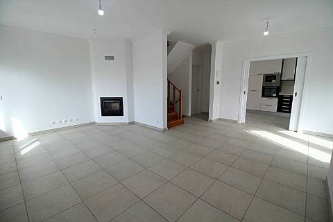 Moradia T3 +1 Usada na Ericeira com excelente vista de mar