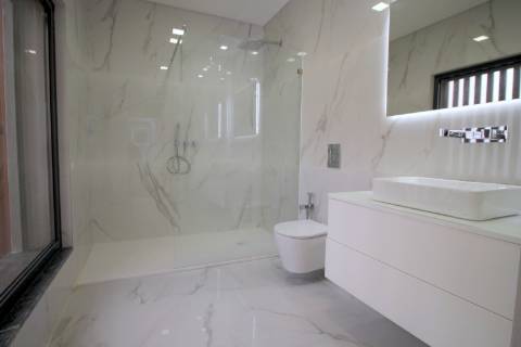 MORADIA T4 NOVA em LOURES