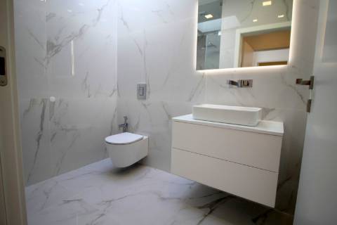 MORADIA T4 NOVA em LOURES