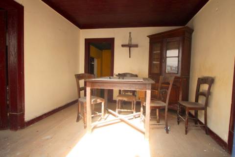 Moradia T3 com projeto aprovado, em São Pedro da Cadeira