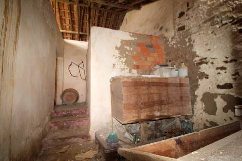 Moradia T3 com projeto aprovado, em São Pedro da Cadeira