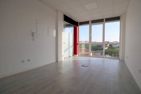 LOJA no CENTRO de MAFRA - Arrendamento