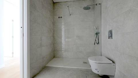 MORADIA T4 TÉRREA NOVA em SANTO ISIDORO