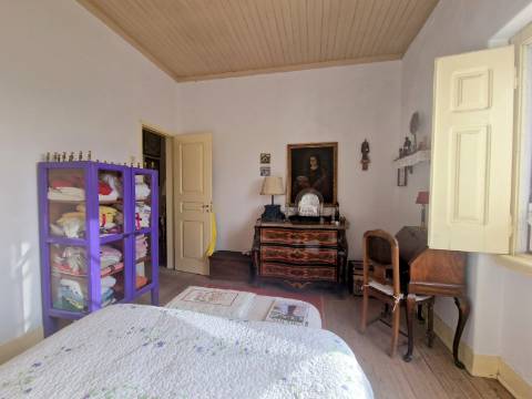 MORADIA T3 com garagem em Vila Nova da Barquinha.