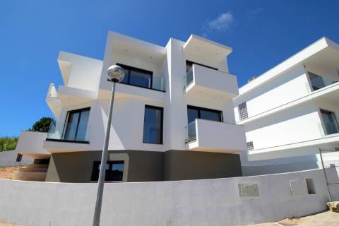 Moradia T3 Nova na Ericeira