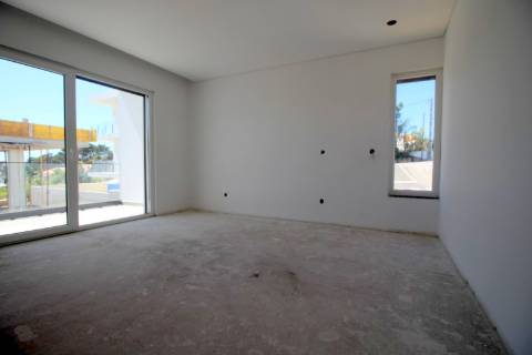 MORADIA T3 NOVA na ERICEIRA