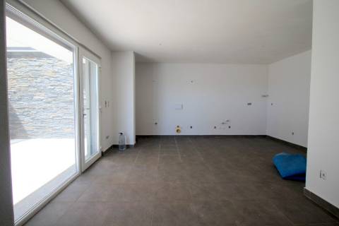 MORADIA T3 NOVA na ERICEIRA