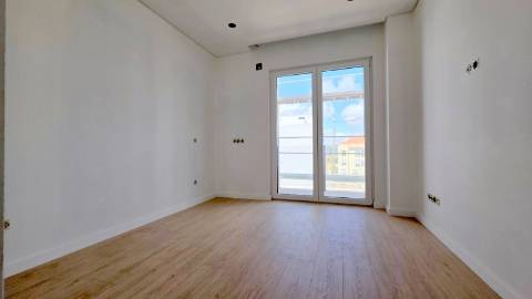 Apartamento T3 novo - Mafra Centro