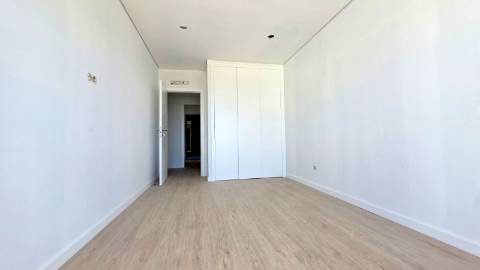 Apartamento T4 novo - Mafra Centro