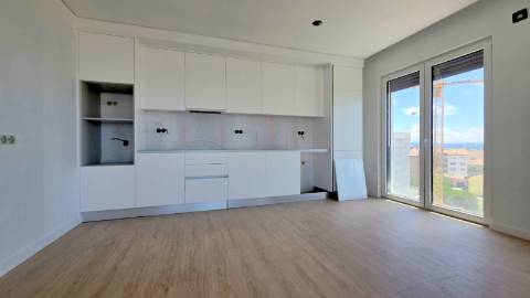 Apartamento T4 novo - Mafra Centro