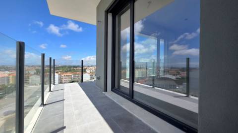 Apartamento T4 novo - Mafra Centro