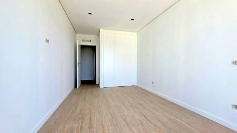 Apartamento T4 novo - Mafra Centro