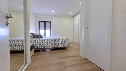 Apartamento T3 com terraço - centro de Mafra