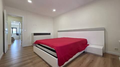 Apartamento T3 com terraço - centro de Mafra