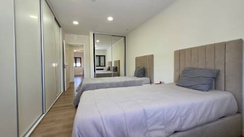 Apartamento T3 com terraço - centro de Mafra