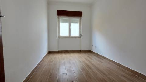 Apartamento T1 - centro de Vila Franca do Rosário