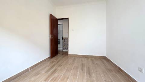 Apartamento T1 - centro de Vila Franca do Rosário