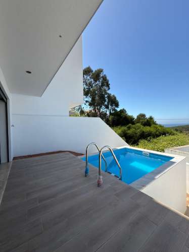 MORADIA GEMINADA T3 COM PISCINA E VISTA DE MAR - ERICEIRA