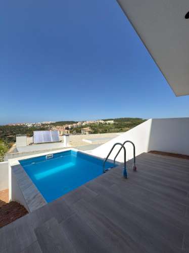 MORADIA GEMINADA T3 COM PISCINA E VISTA DE MAR - ERICEIRA