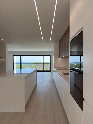 MORADIA GEMINADA T3 COM PISCINA E VISTA DE MAR - ERICEIRA