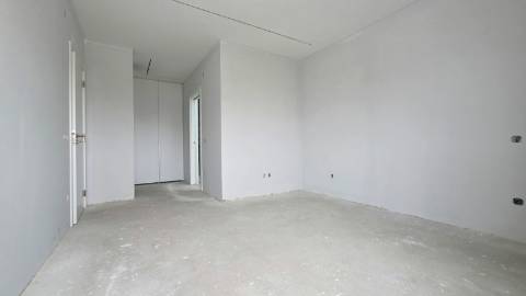 MORADIA T4 GEMINADA NOVA EM MAFRA.