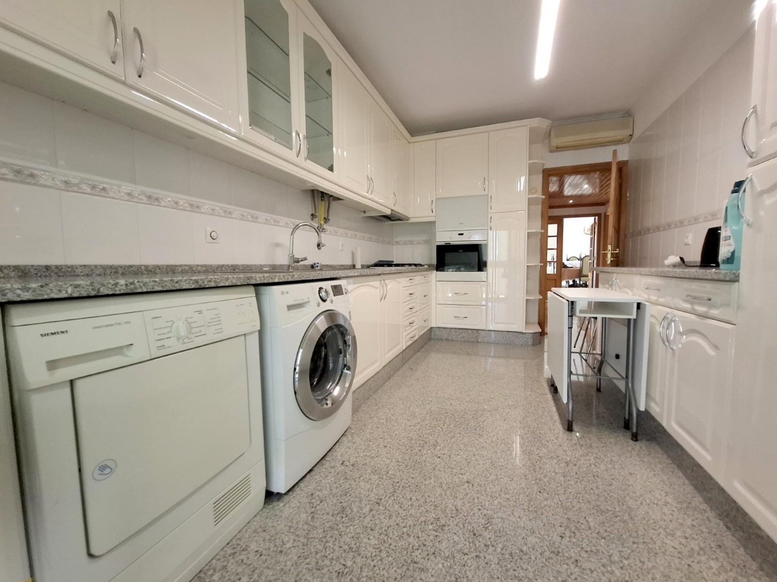 Apartamento T3 usado em Vialonga