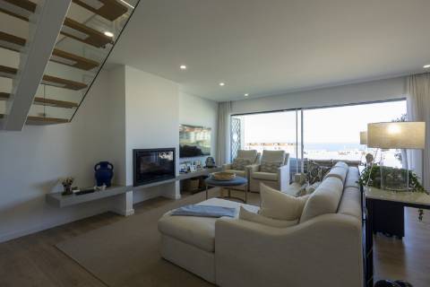 Apartamento T4 duplex, com vista de Mar, Ericeira