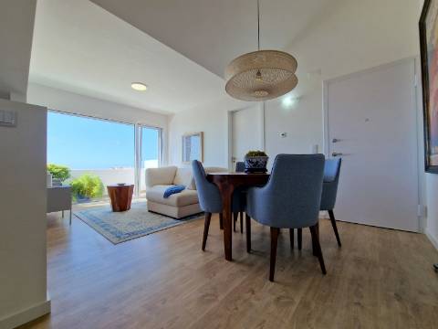 Apartamento T4 duplex, com vista de Mar, Ericeira