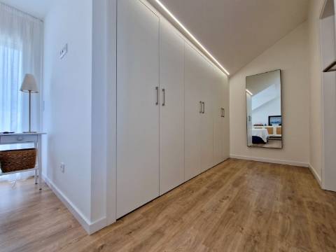 Apartamento T4 duplex, com vista de Mar, Ericeira